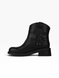 Black Boots in genuine leather for winter