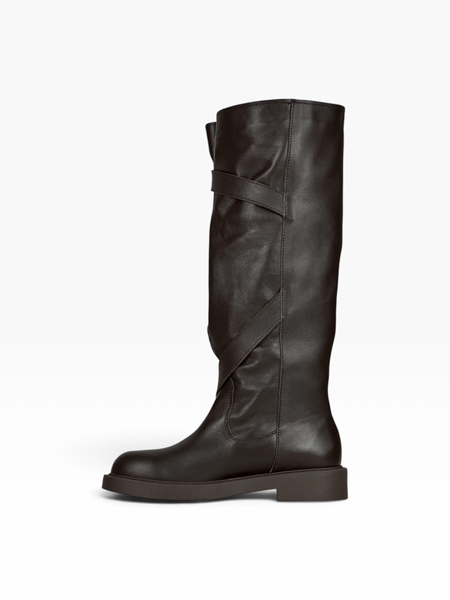 Brown Boots with straps in genuine leather for fall