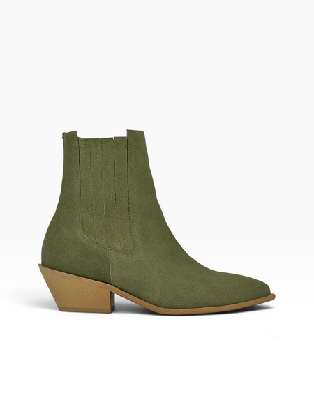 Green Cowboy boots in natural split suede