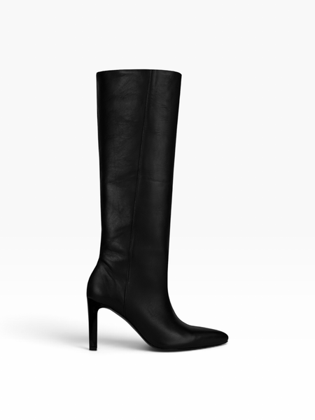 Black Boots in genuine leather for fall