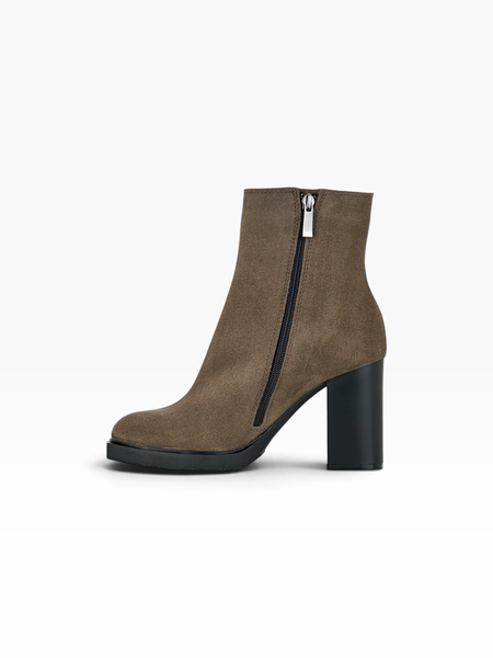 Light brown Boots on heels in natural split suede for fall