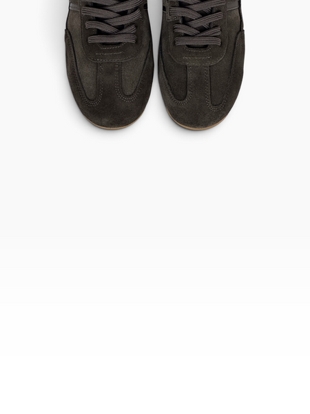 Brown Sneakers in natural split suede