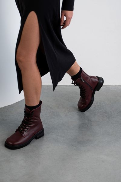 Burgundy Boots in genuine leather for fall