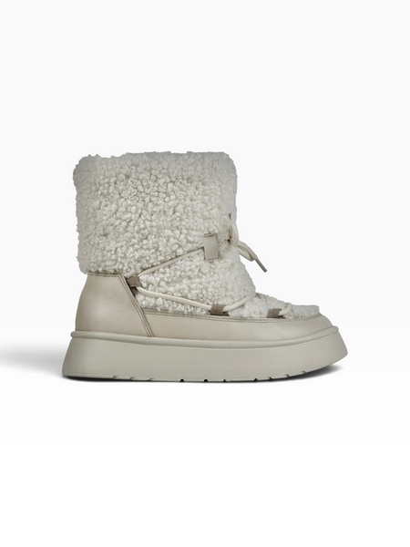 Cream Snow boots in fur and genuine leather for winter