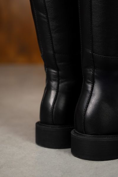 Black Boots in genuine leather for fall