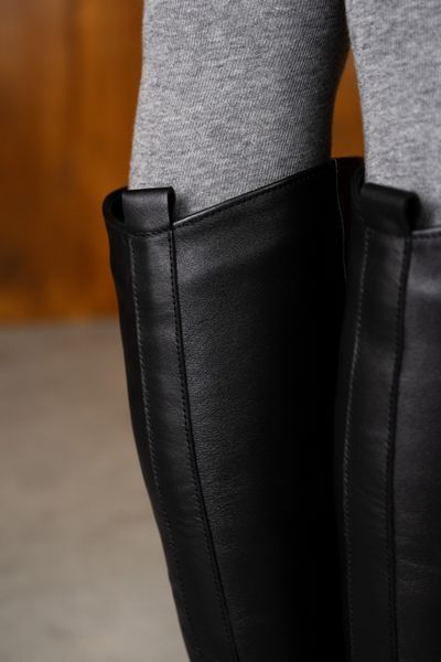 Black Boots in genuine leather for fall
