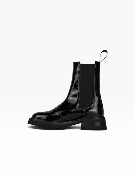 Black Chelsea boots in natural naplak leather for fall