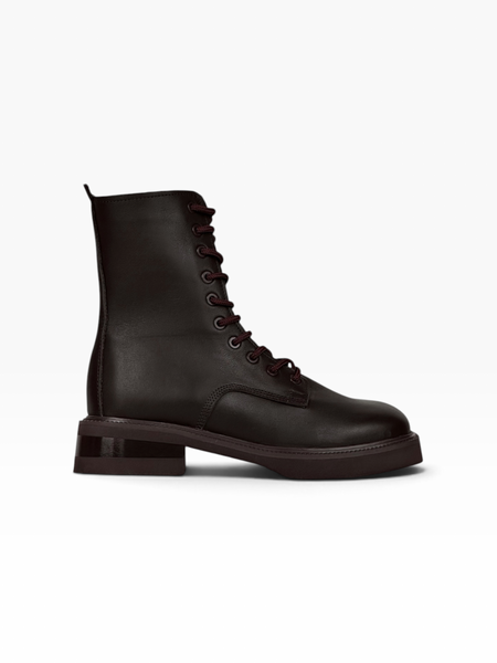 Brown Boots in genuine leather for fall