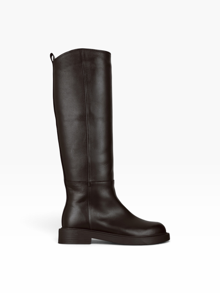 Brown Boots in genuine leather for fall