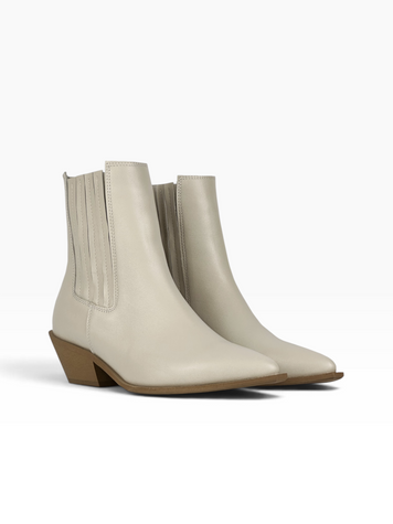 Cream Cowboy boots in genuine leather